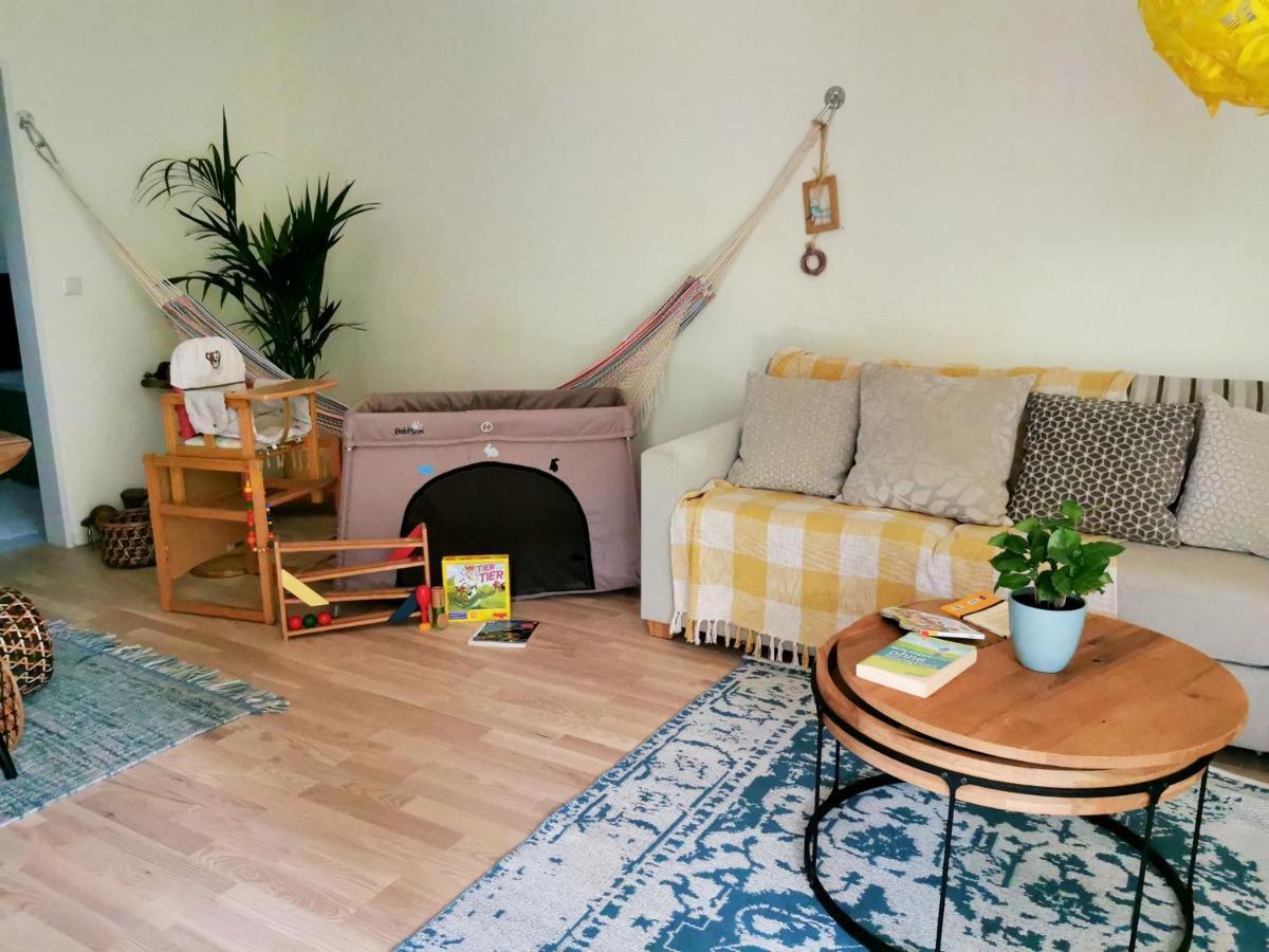 Souterrainwohnung Mit Grossem Garten Und Sauna คาสเซล ภายนอก รูปภาพ