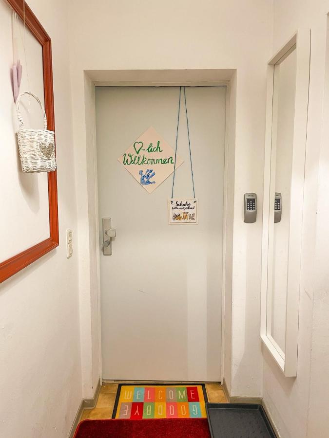 Souterrainwohnung Mit Grossem Garten Und Sauna คาสเซล ภายนอก รูปภาพ